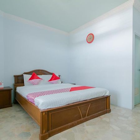Oyo 2858 Vafa Guesthouse Cianjur Zewnętrze zdjęcie