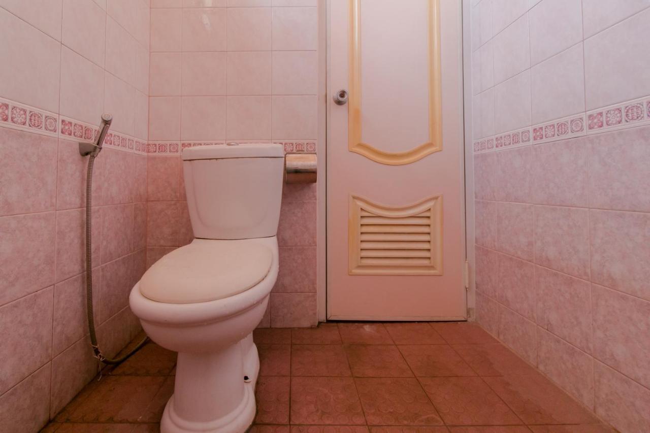 Oyo 2858 Vafa Guesthouse Cianjur Zewnętrze zdjęcie
