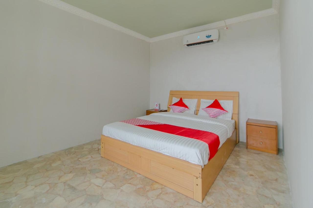 Oyo 2858 Vafa Guesthouse Cianjur Zewnętrze zdjęcie