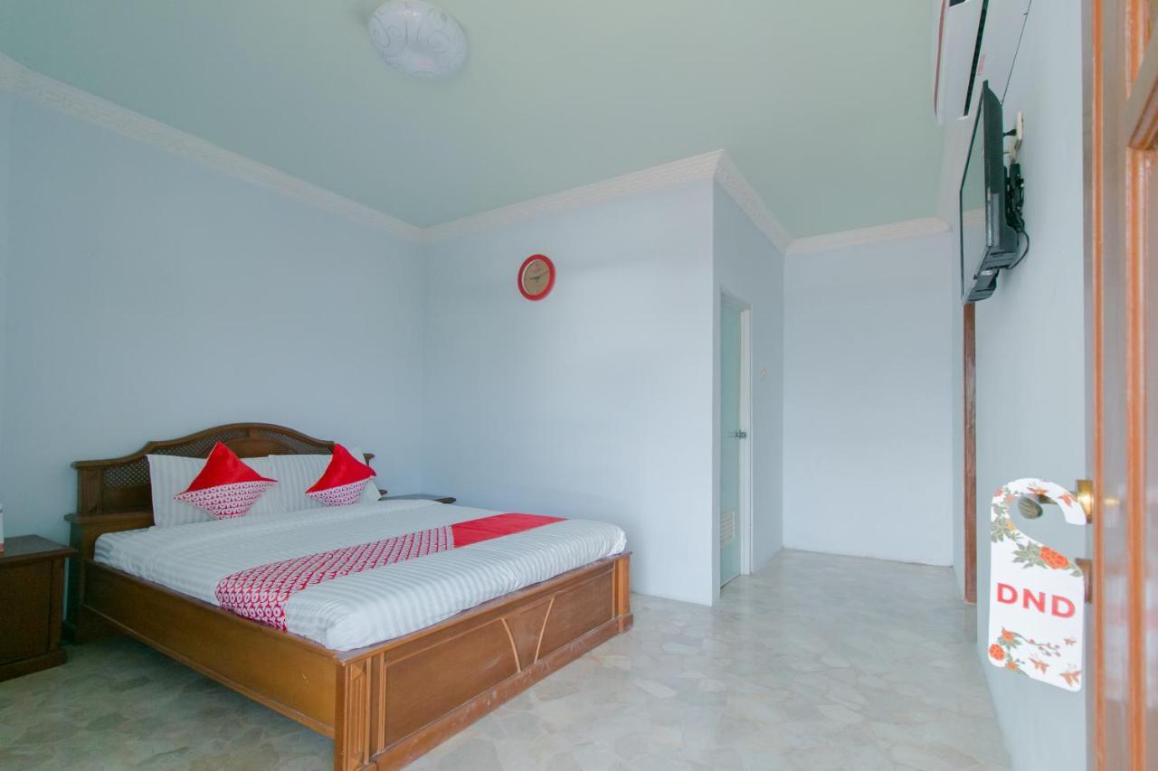 Oyo 2858 Vafa Guesthouse Cianjur Zewnętrze zdjęcie