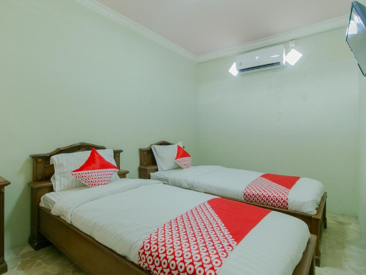 Oyo 2858 Vafa Guesthouse Cianjur Zewnętrze zdjęcie